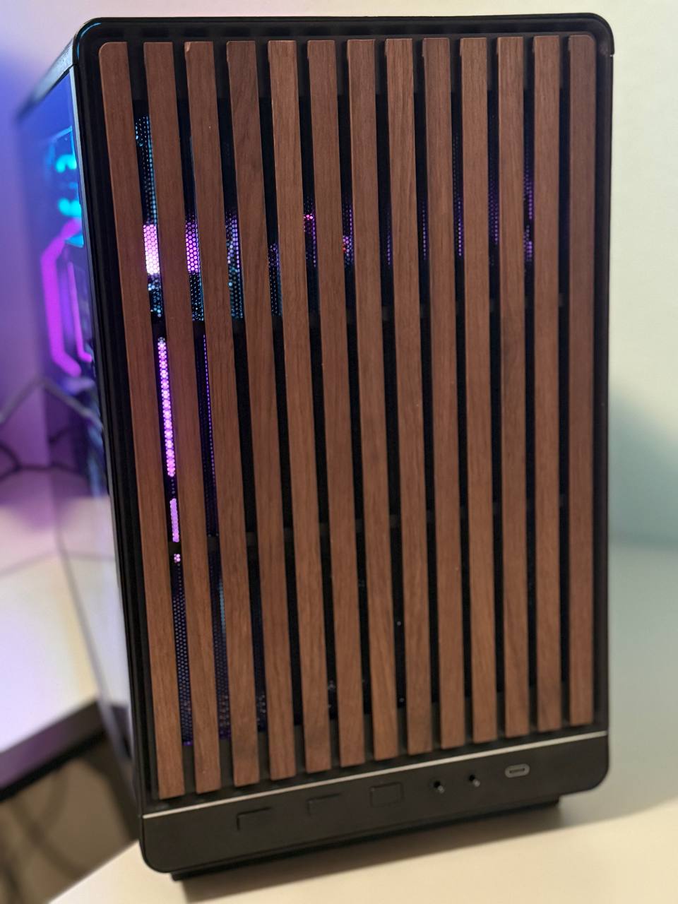 The Builder's Rig — Wood Panel